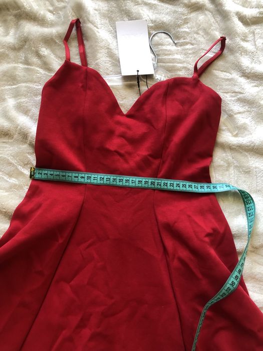 Платье Zara xs на девушку