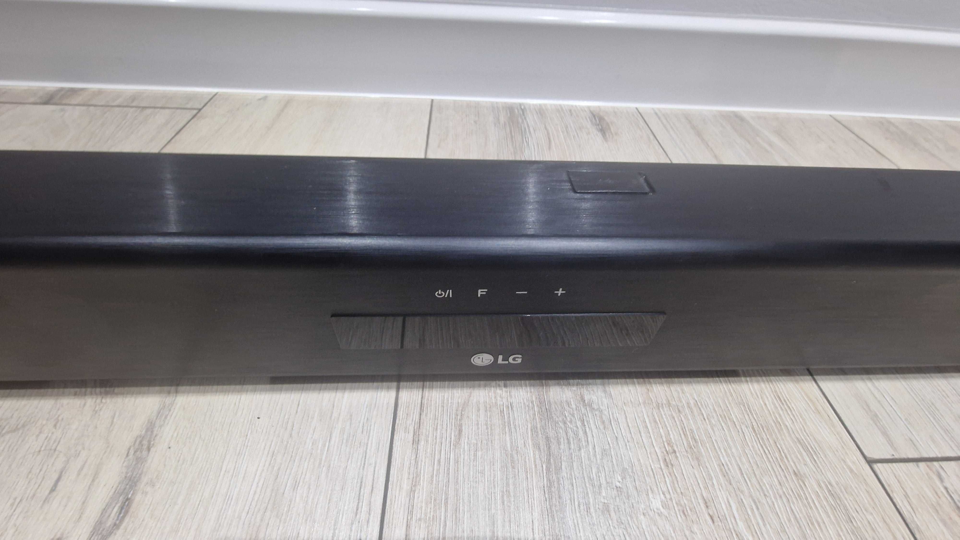 Soundbar LG LAS655 czarny