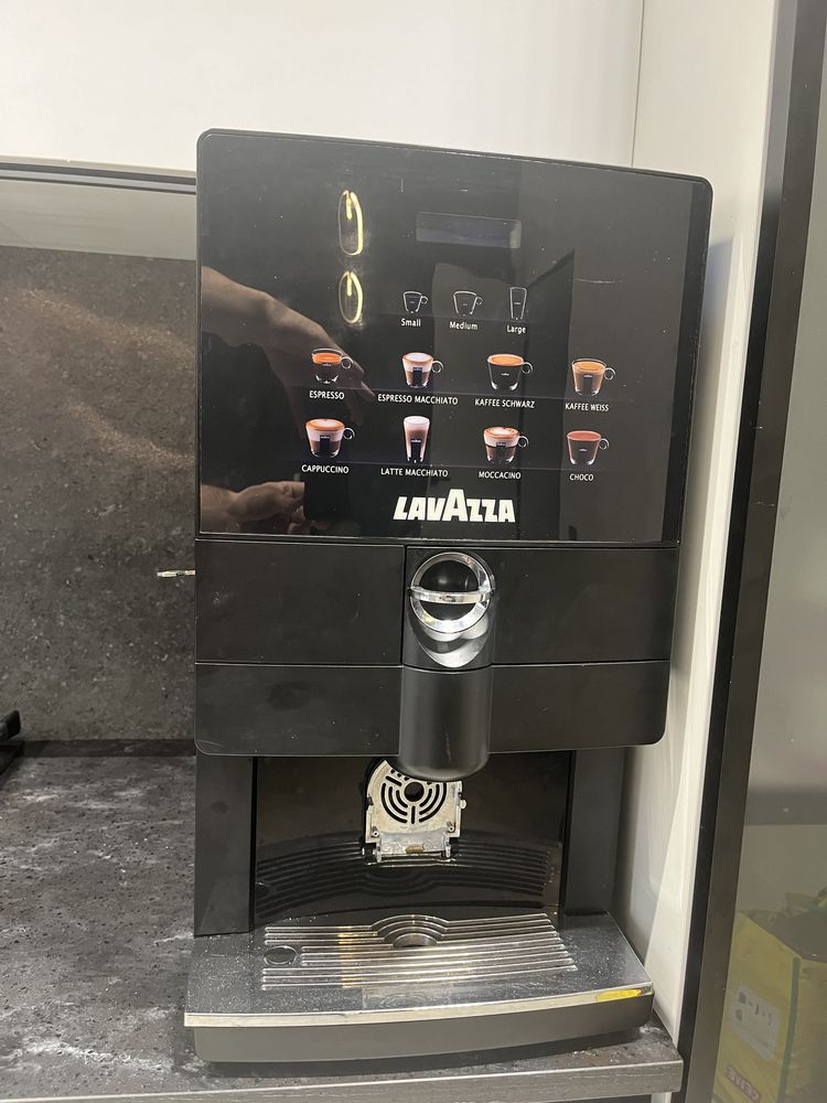 Lavazza LB2600.