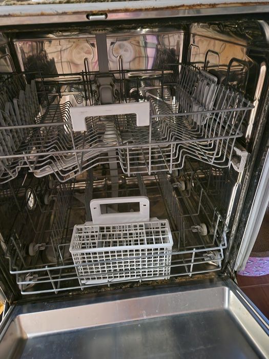 Посудомийка Whirpool