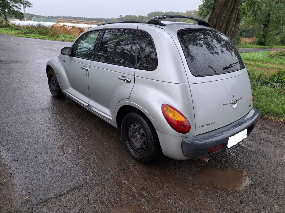 Chrysler PT Cruiser z gazem.