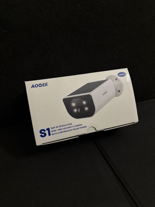 Zewnętrzna kamera monitorująca bezprzewodowa WiFi solarna AOQEE S1