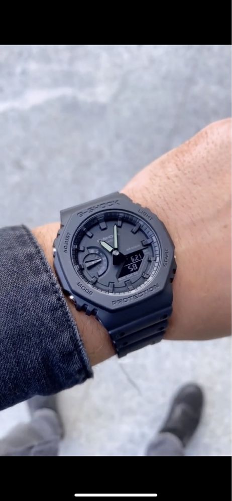 Наручний годинник Casio G-Shock 2100