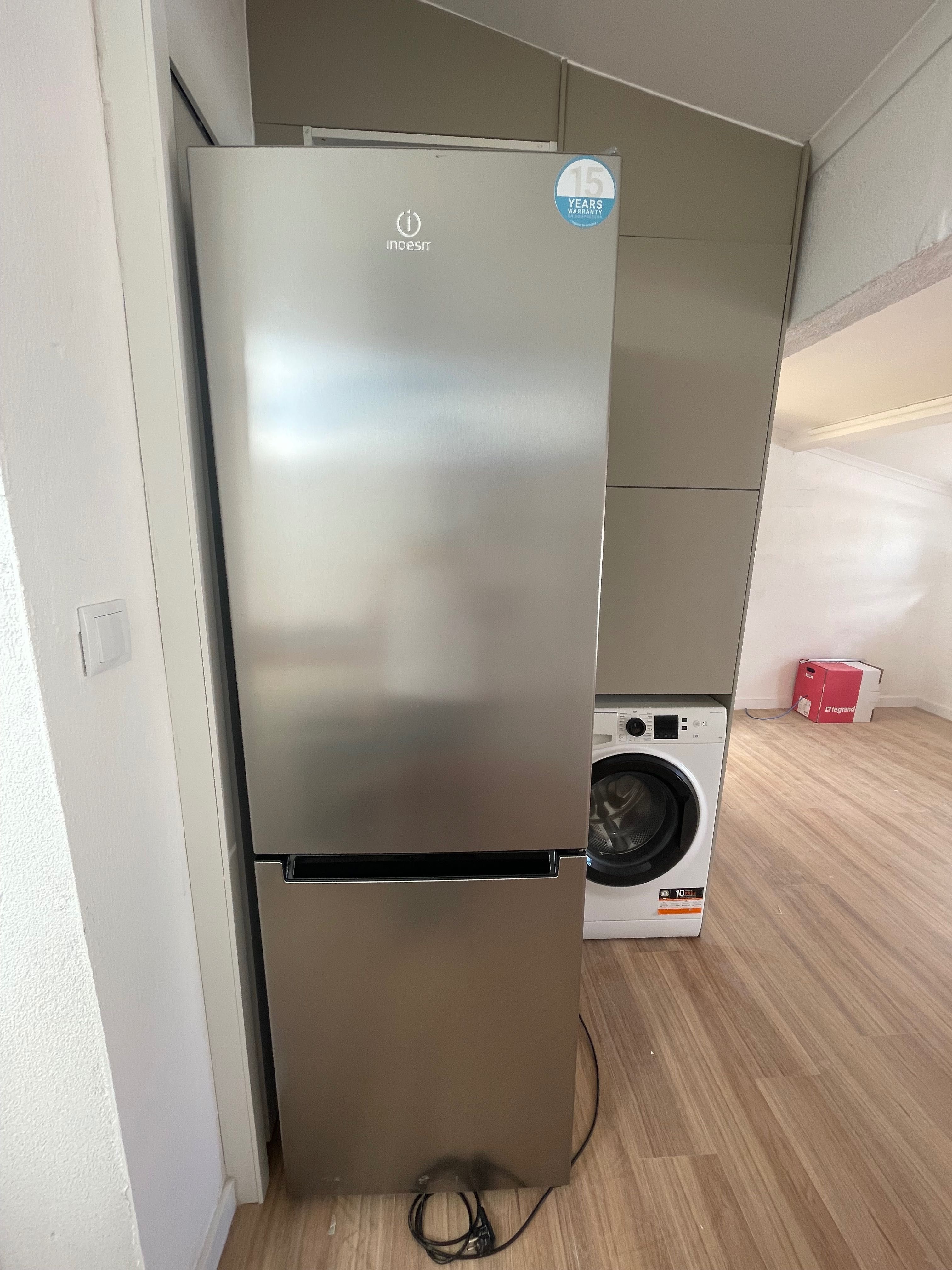 Frigorífico indesit
