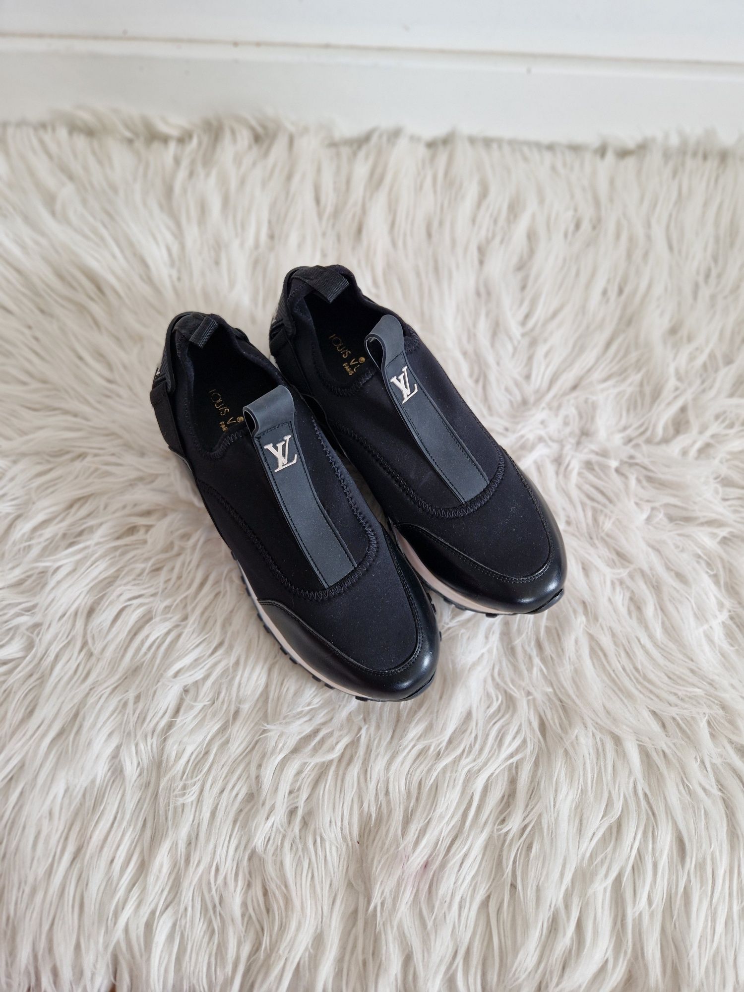 Louis Vuitton 36 37 24,5cm Run Away limited edition sneakersy trampki