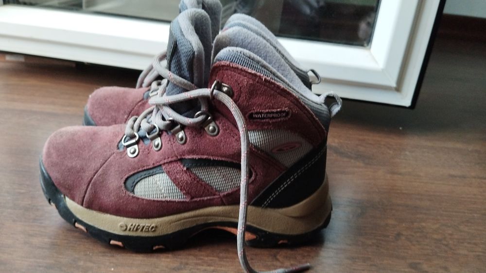 Чоботи зимові дівчачі HI-TEC, розмір 32