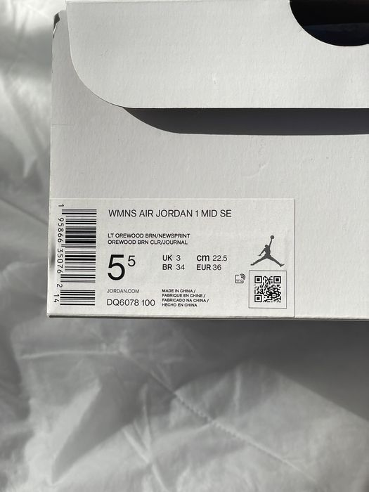 Air Jordan 1 Mid SE Black Toe 2022