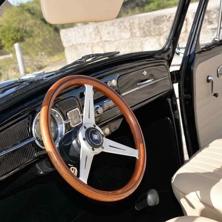 Carro clássico - Carocha descapotável Preto serviço de aluguer
