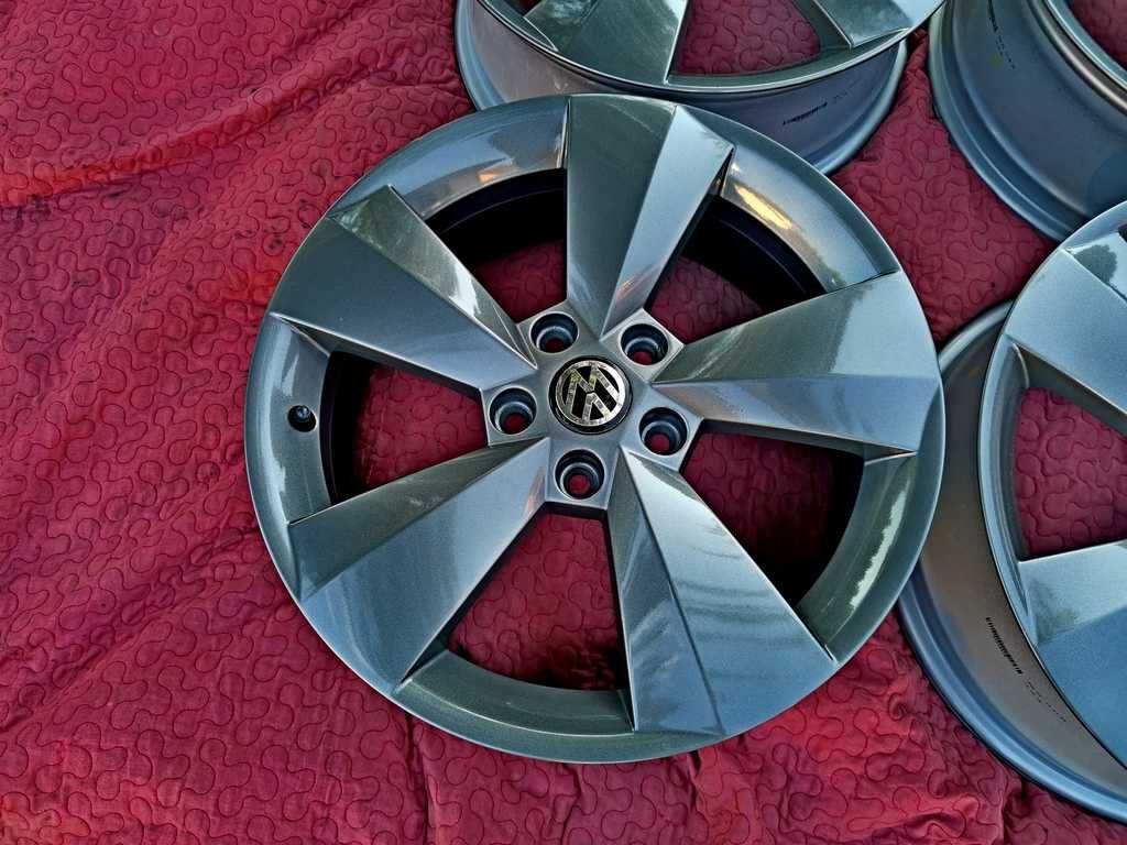 ALUFELGI 17' VW Golf Touran Passat Sharan Jetta ET38 - 5x112