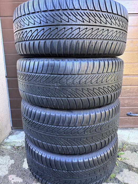 Kola Felgi Alu Audi Q7 Q8 285/45/20 Goodyear zima 2021r. Oryginal