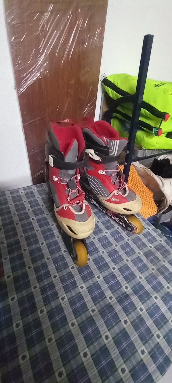 Patins em linha e de 4 rodas