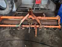 Vendo grade Galucho e charrua Kverneland