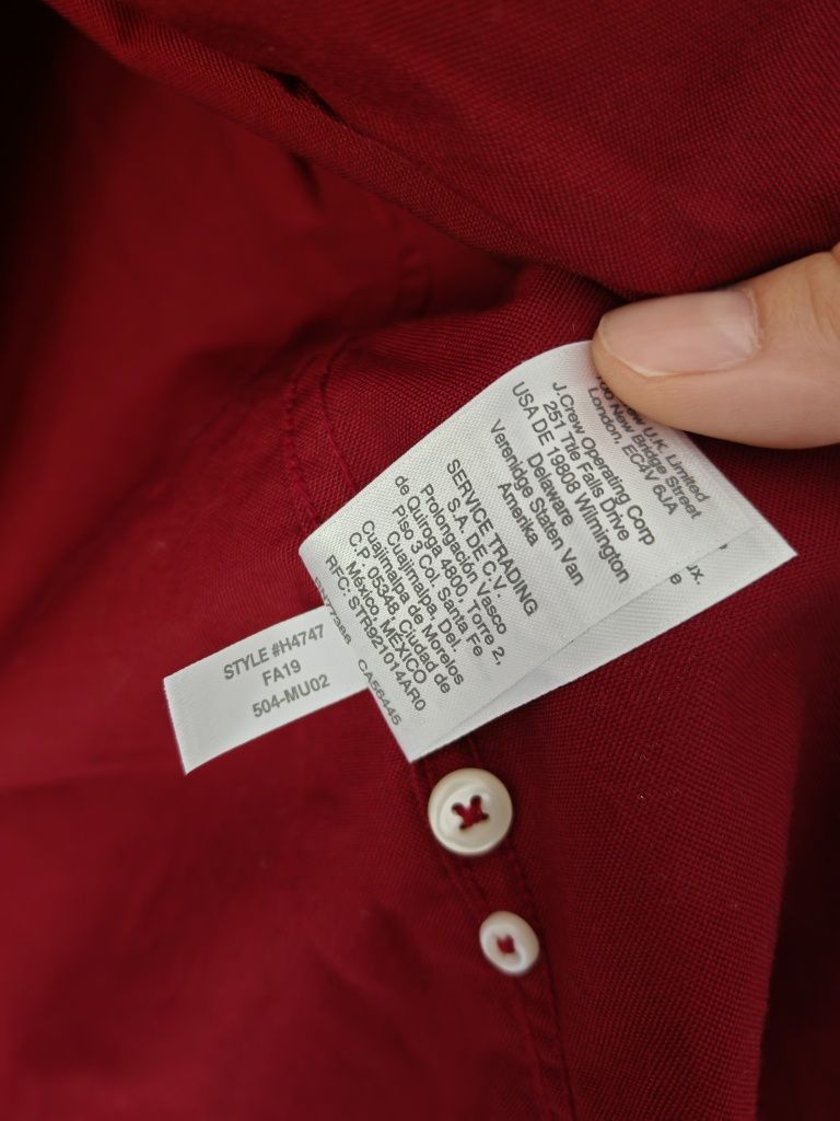 J.Crew oxford button down slim: M