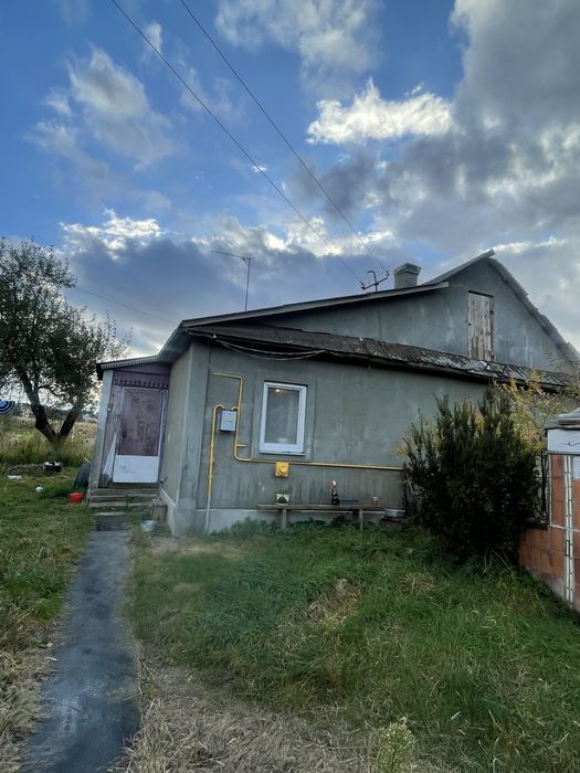 Будинок в лісі(!)