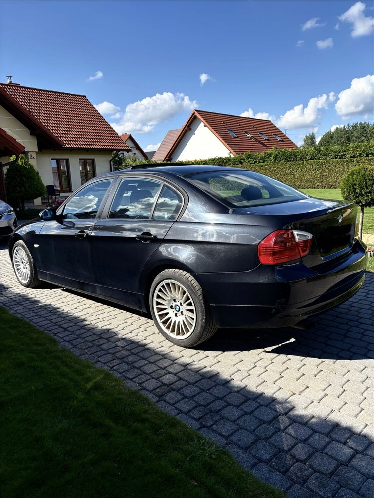 BMW E90 2007 rok