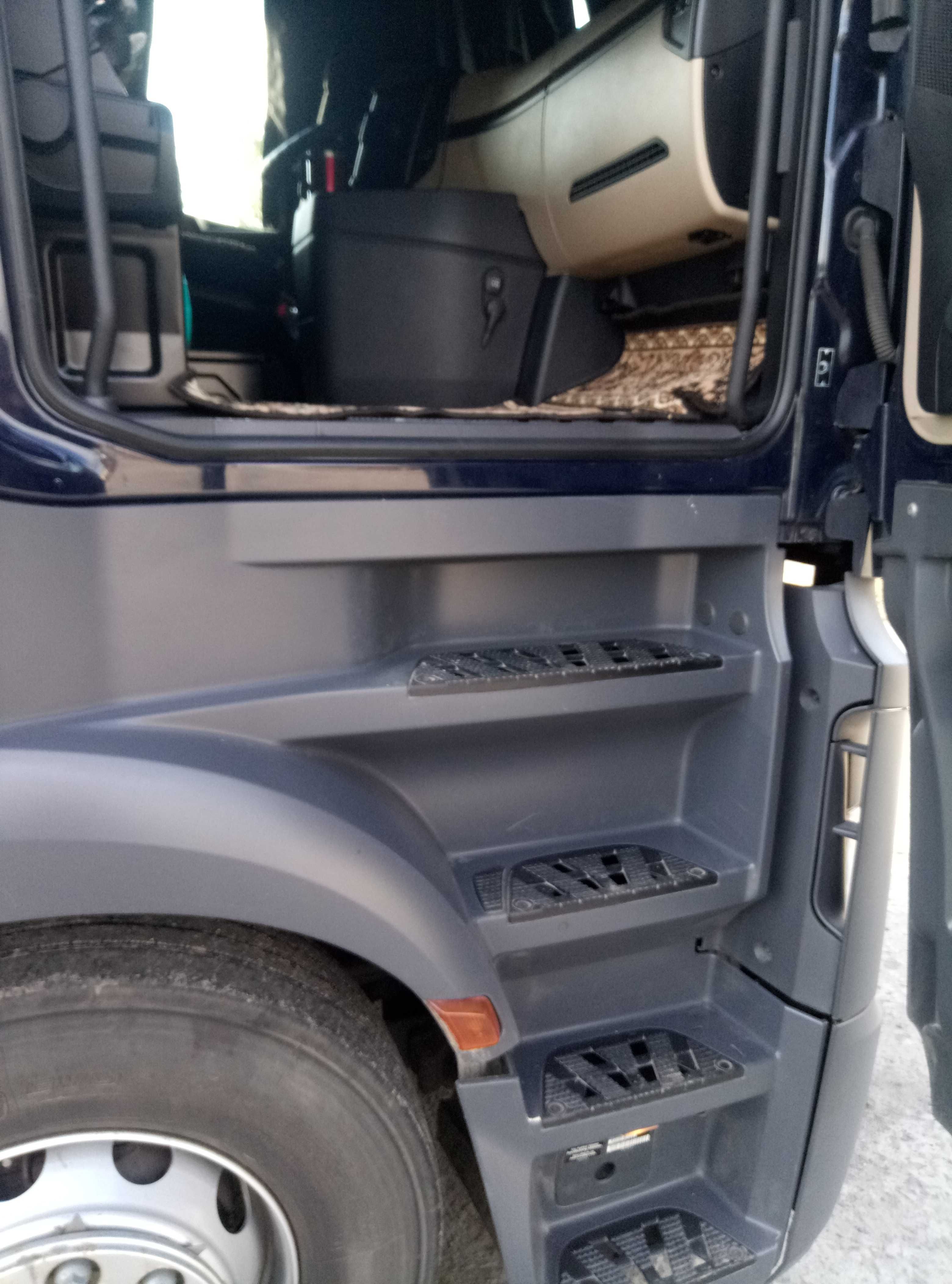 Mercedes-Actros 2545