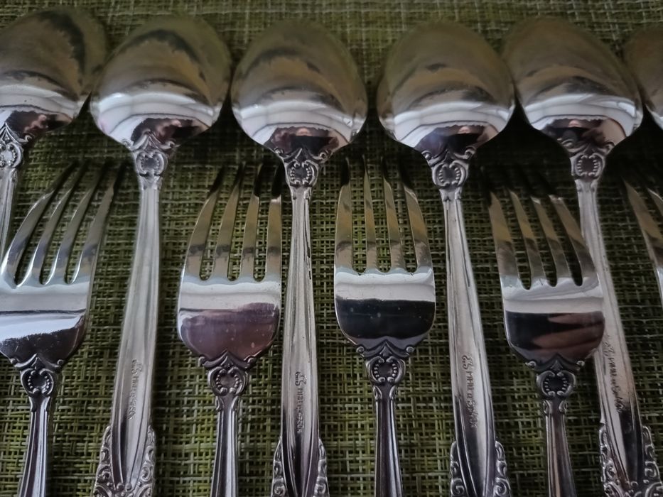 Вилки и ложки столовые мнцСССР Троянда