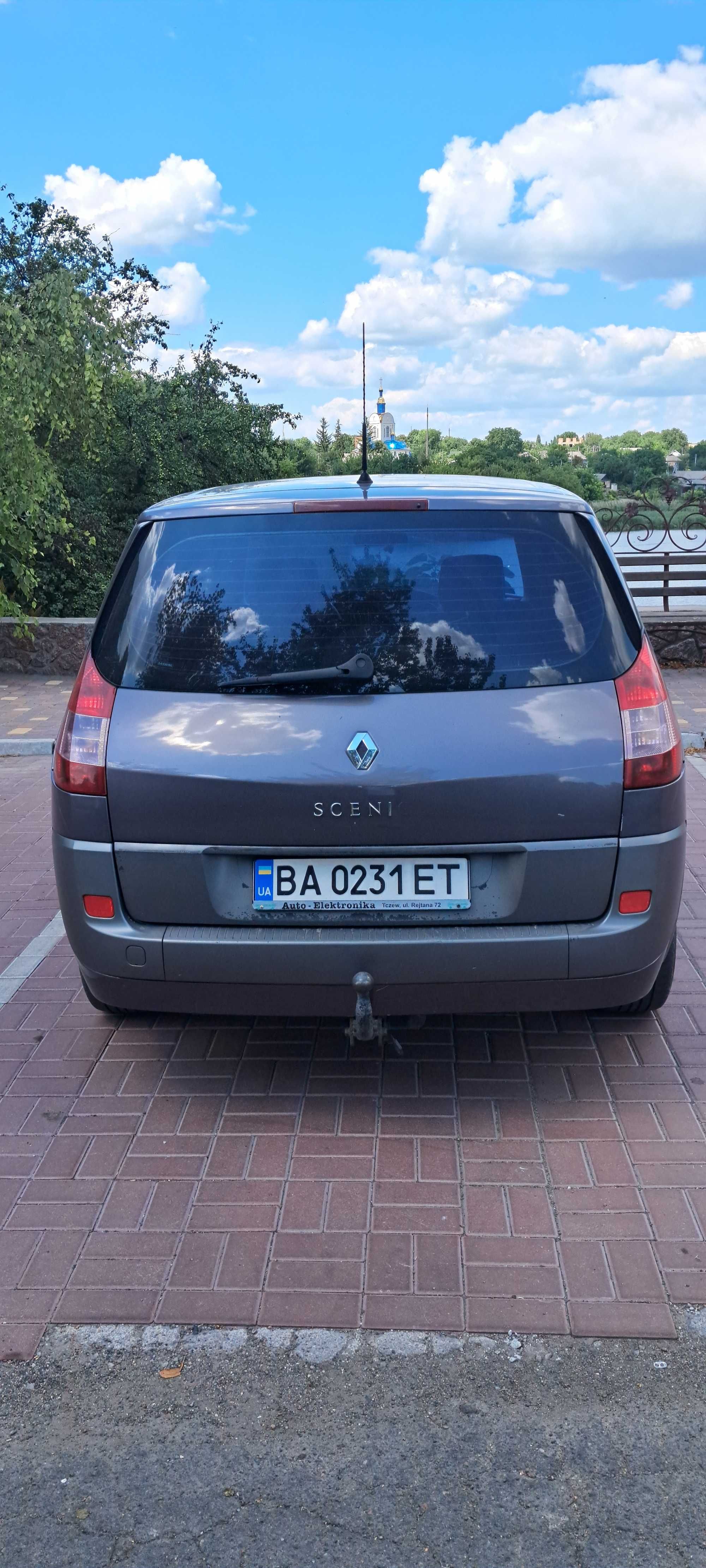 Продаю машину Renault Grand Scenik