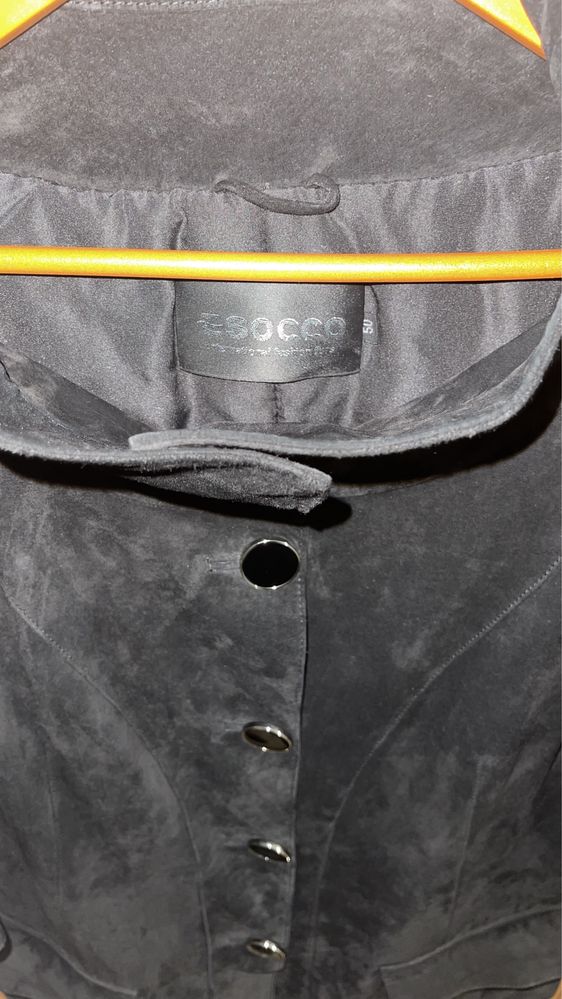 Замшевая куртка Esocco