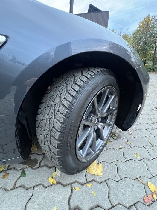 Tesla Model 3 Mid Range 2019