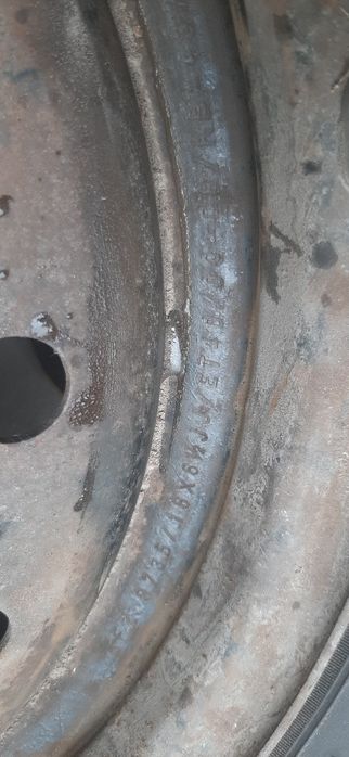 Kola z oponami zimowymi nissa qashqai 215 /65/16