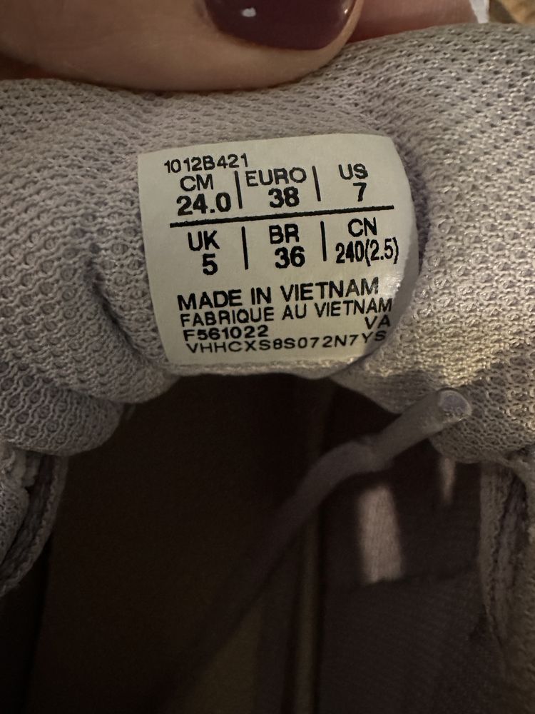 Кросівки жіночі Asics JOLT 4 фіолетові 1012B421-501