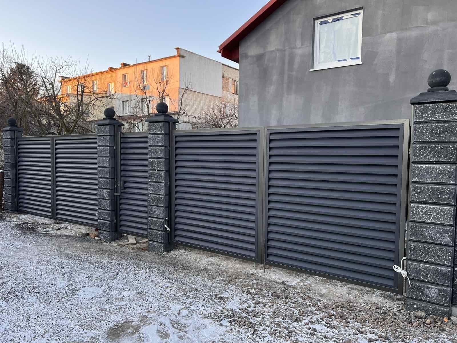 садовий декор. євроворота, паркани. жалюзі з декоративною панелею