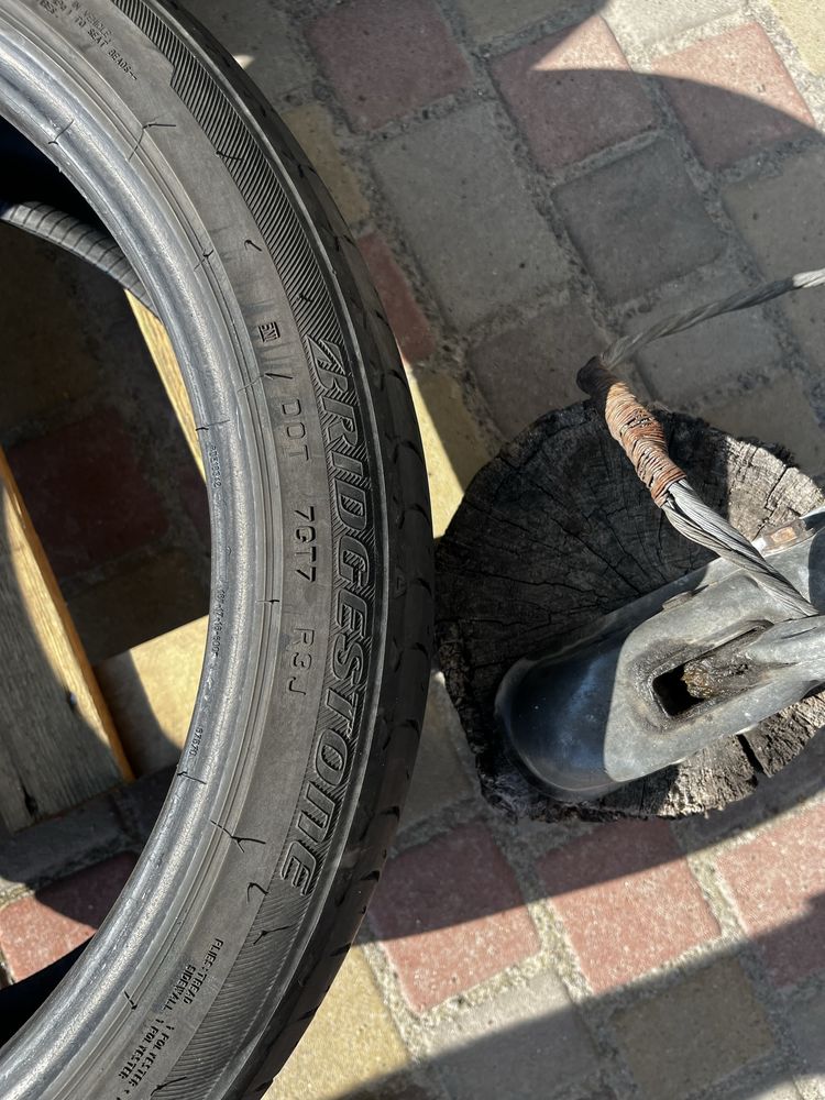 Комлект резини 225/40R18