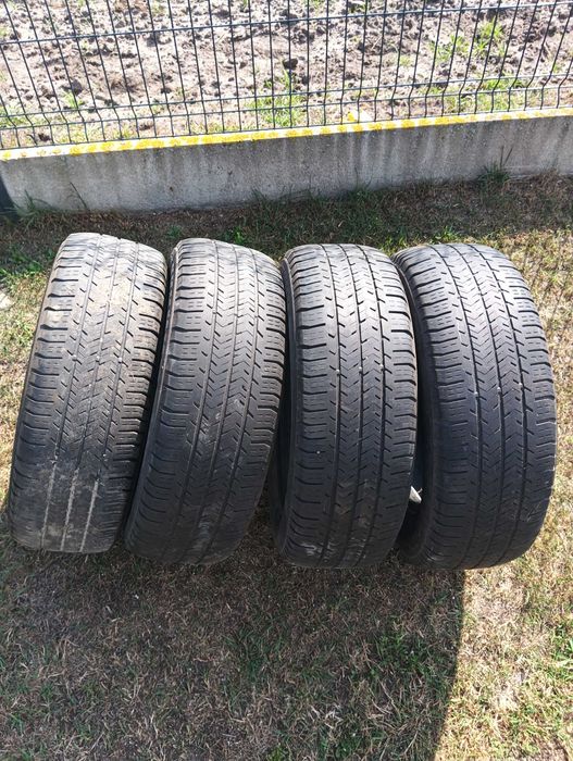Sprzedam opony Michelin Wielosezon 215/65 R16 C