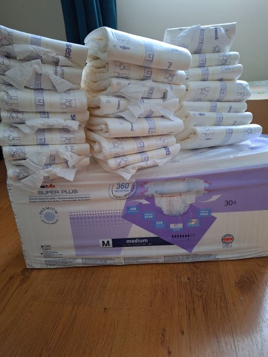 Seni pieluchomajtki M 51 szt