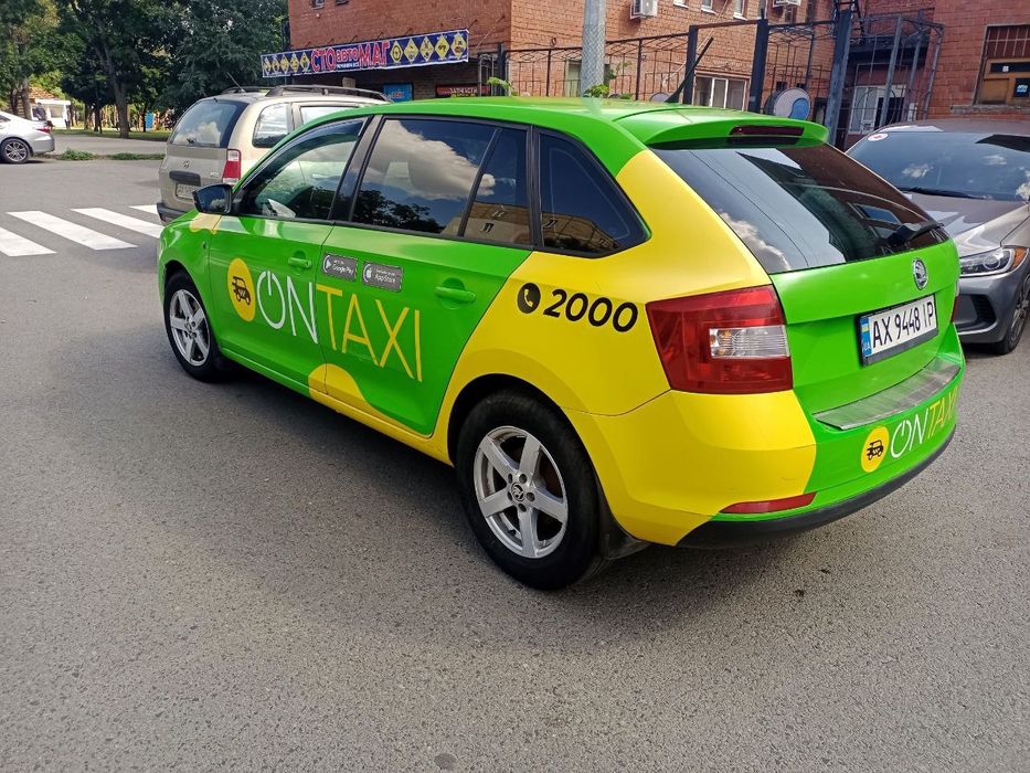 Skoda Rapid Spaceback 1.6 MPI Ontaxi FullBrand