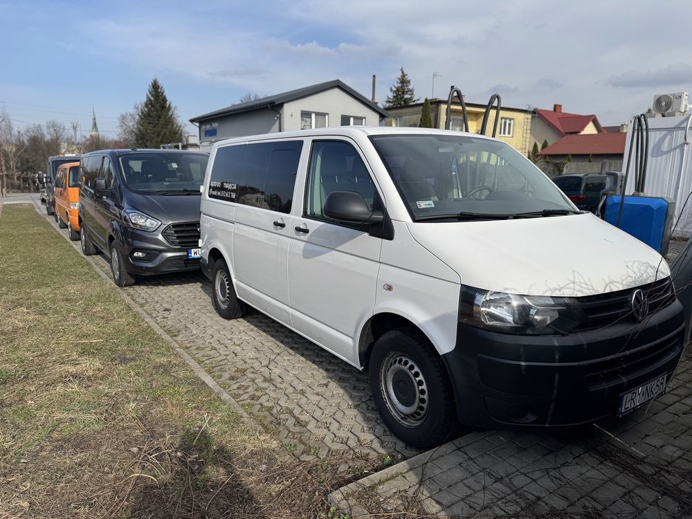 Wypozyczalnia osobowy Ford Transit do wynajęcia Bus 9 osobowy