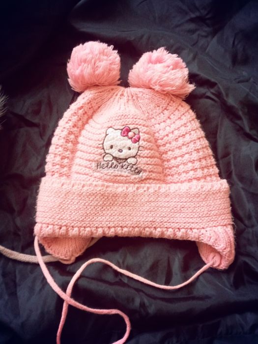 Шапки для дівчинки