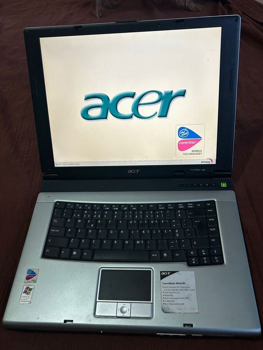 PC Acer TravelMate 4002LMi