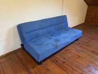 Sofá cama azul funcional