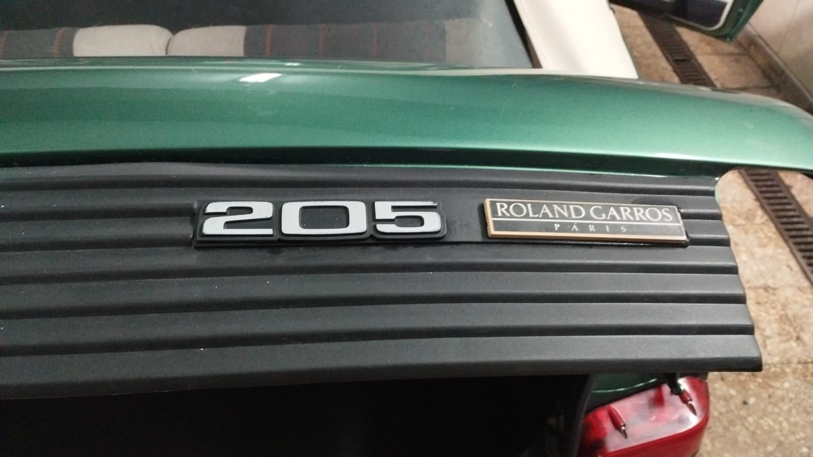 Vendo ou troco peugeot 205 roland garros