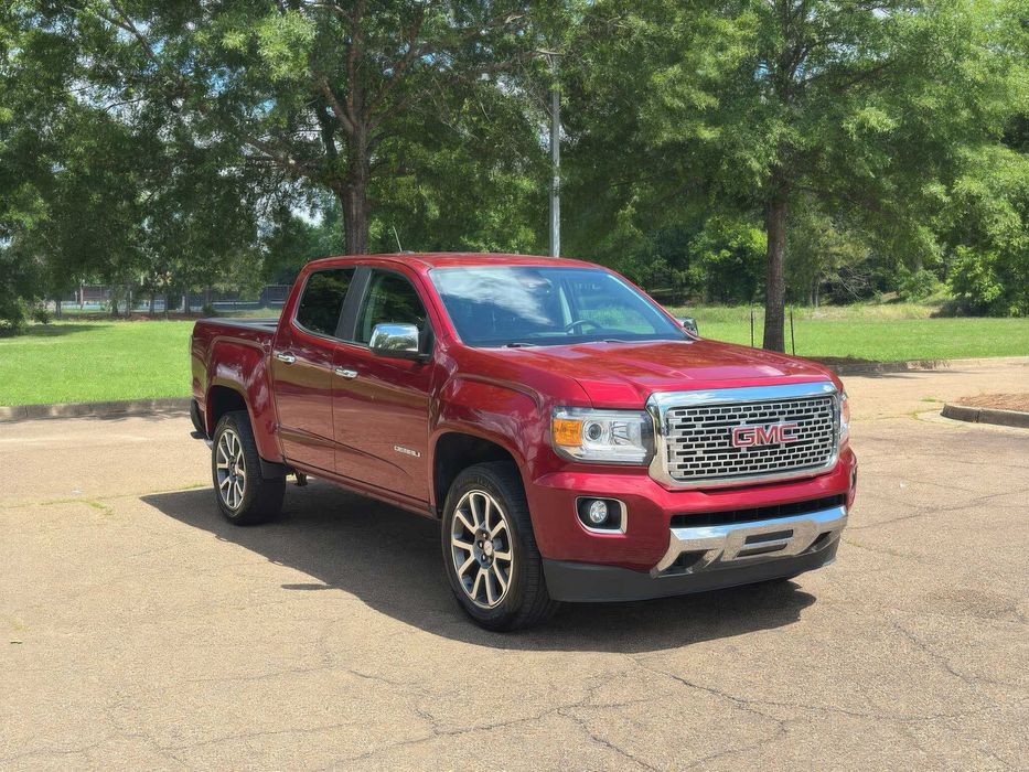 GMC Canyon Denali Crew Cab      2019