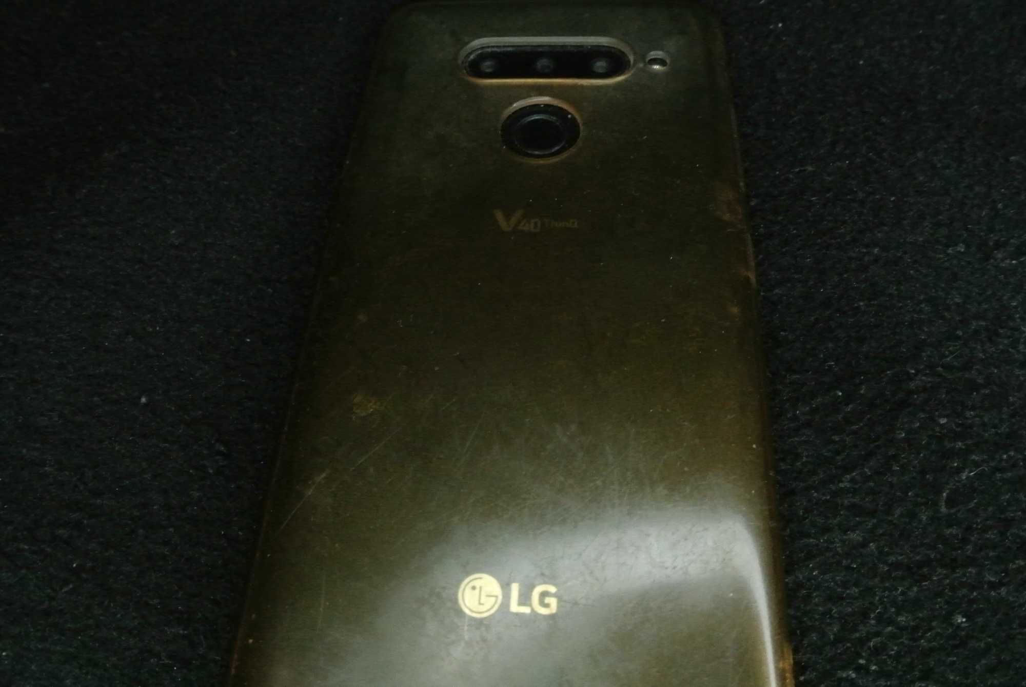 Смартфон LG V40 флагман + чохол [ 128/8 ]