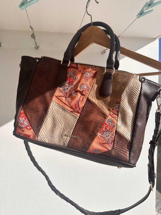 Mala Desigual em bom estado!