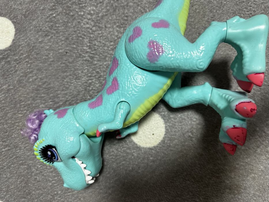 Продам динозавра Cave cluub