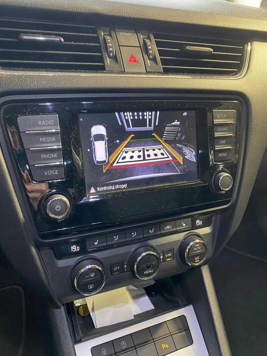 Montaż kamery cofania VW/AUDI/SEAT/SKODA 2014 do 2024