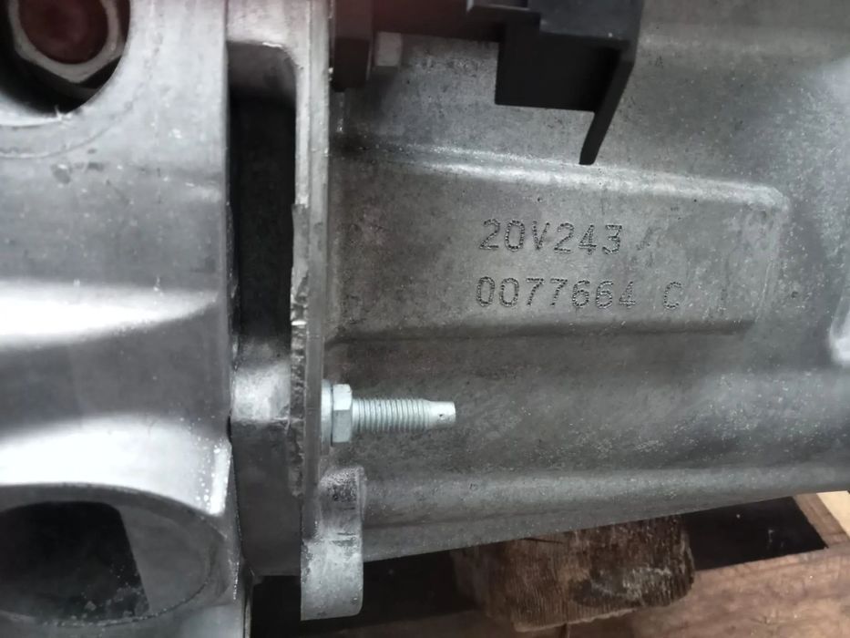 Caixa de Vel Citroen C3 2021 1.5BLue-Hdi 20V243 em Stock