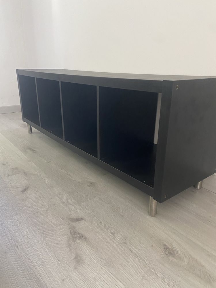 Movel kalax para sala com pernas em metal