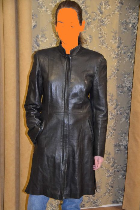 Женский кожаный плащ, детище сумрачного гения османских скорняков.
