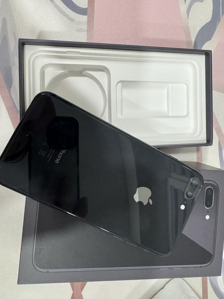 Iphone 8 plus на 64 гб