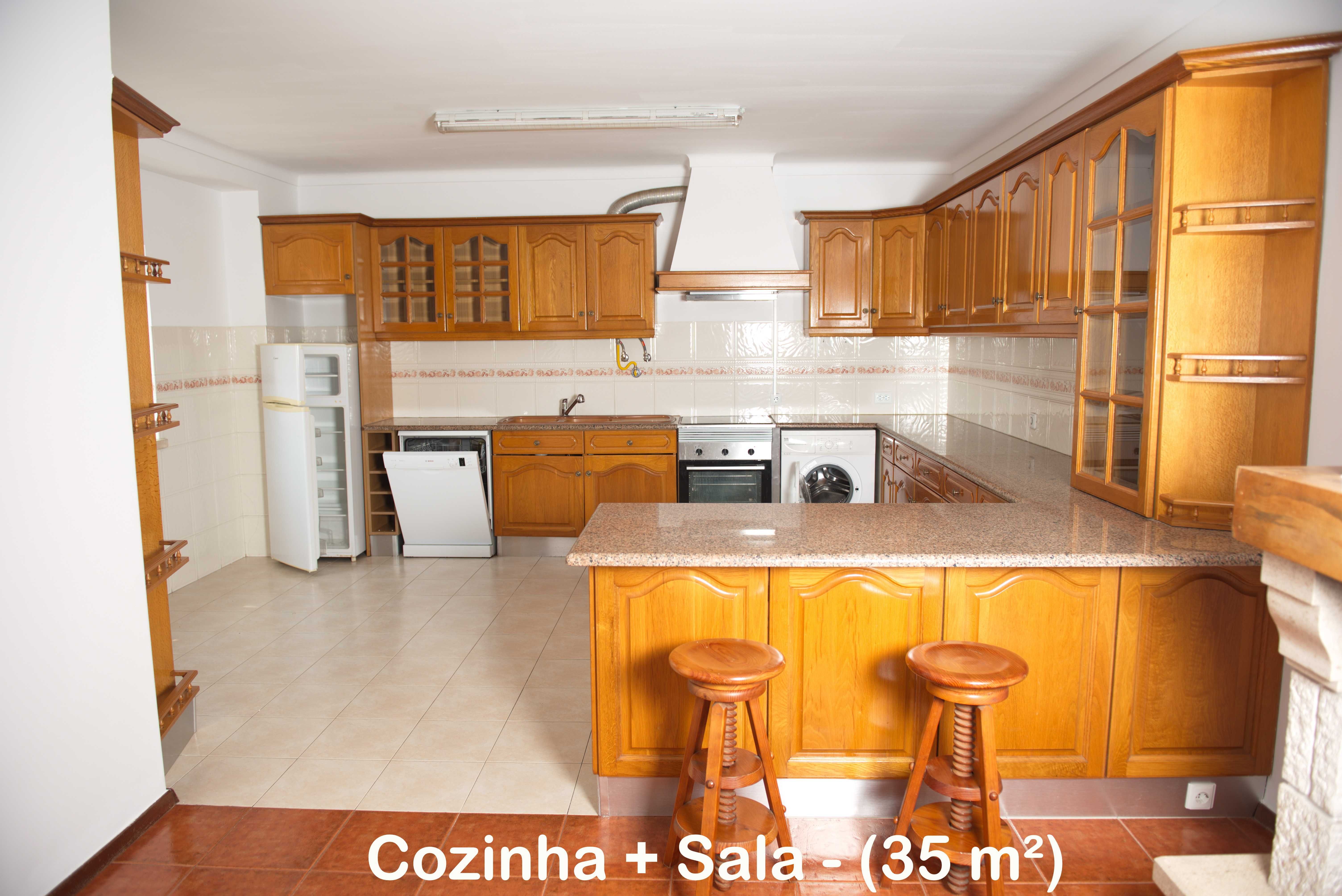Excelente Apartamento T2 com 145 m2 - Caldas da Rainha