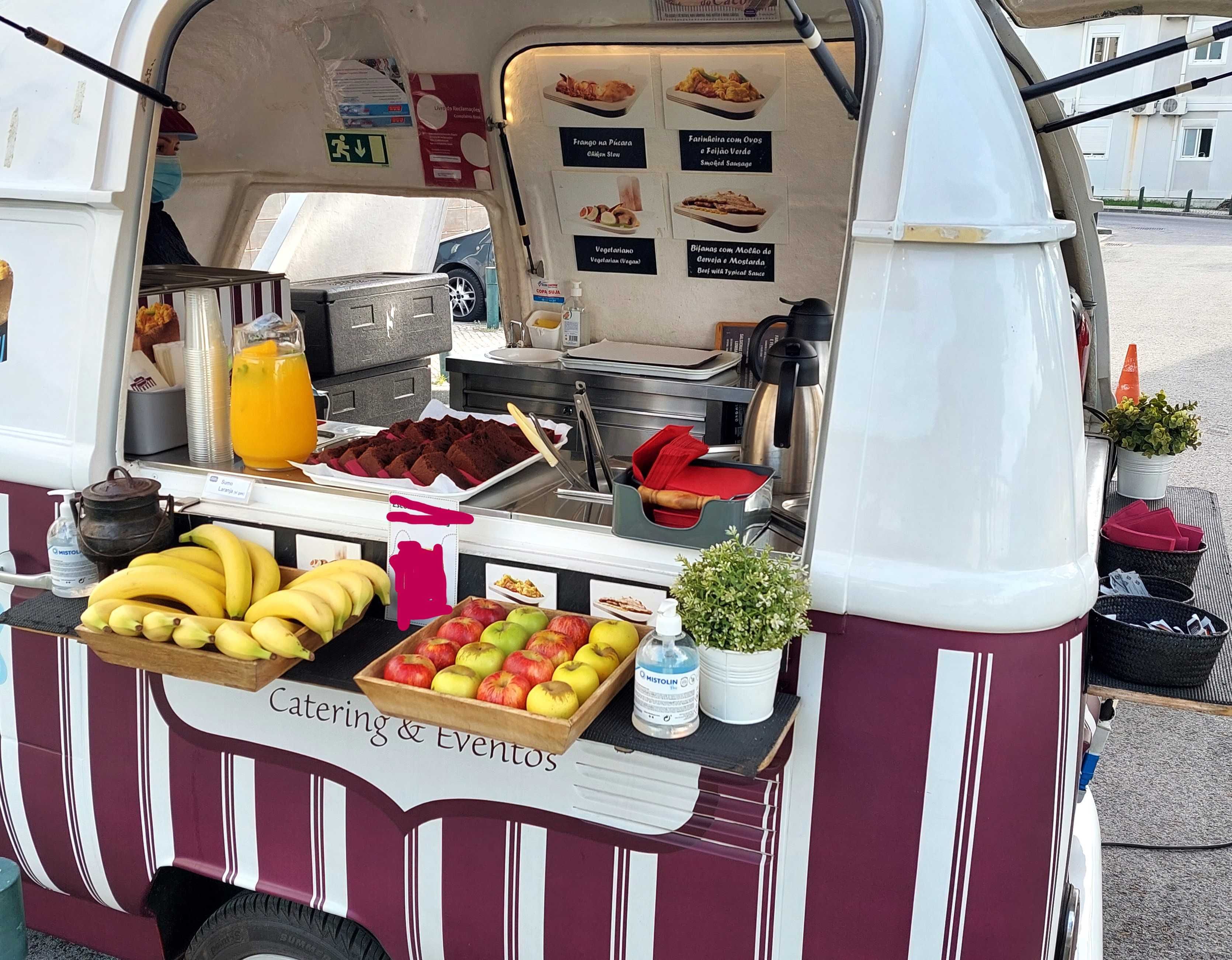 Food Truck atrelado fibra vidro estilo Pão de Forma
