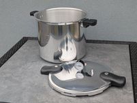 Скороварка Presto из  Нержавеющей стали 22 л