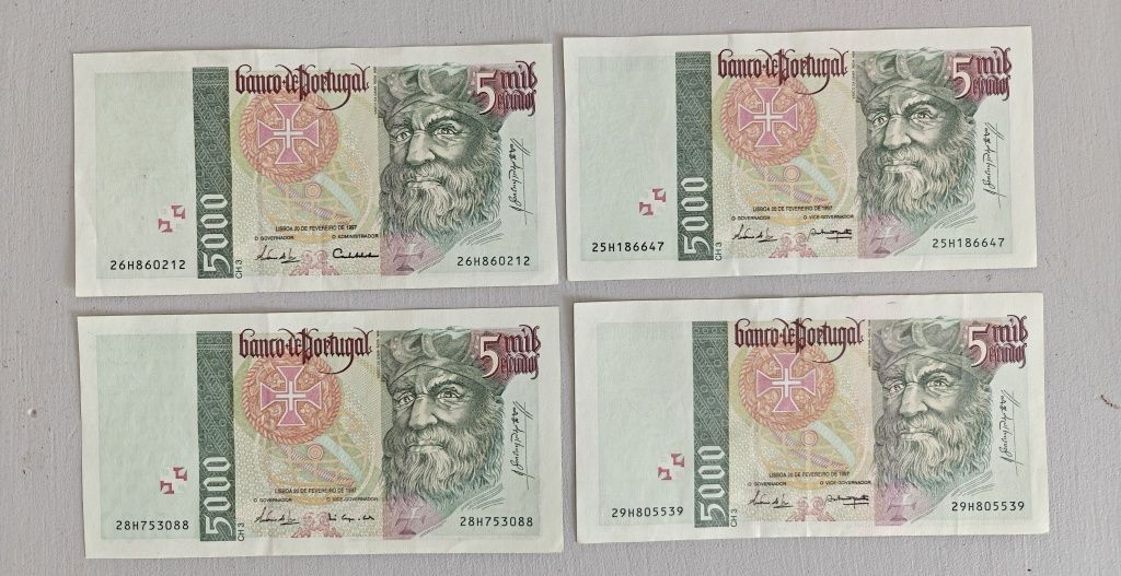 Lote de notas de 5000 escudos