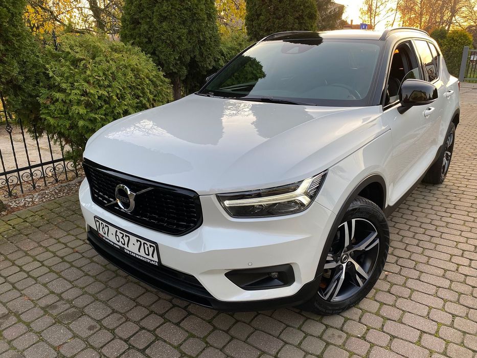 Volvo XC 40 2.0 DIESEL! 2020! R-DESIGN Biała Perła Czarny Dach Kamera Elek. Klapa